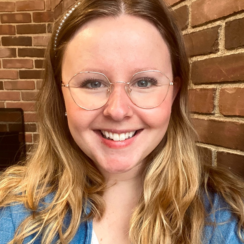 Meet your Posher, Sarah fay
